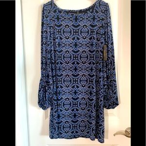 NWT LAUNDRY Fun Times Dress w/Bell Sleeves (6)